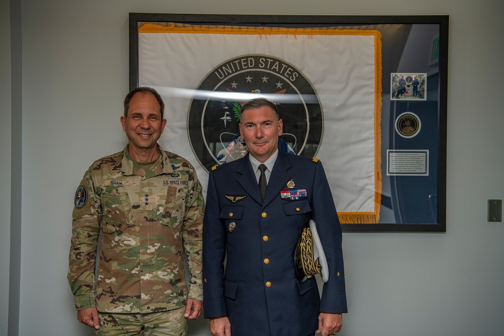 Deputy commander of French Space Command visits USSPACECOM