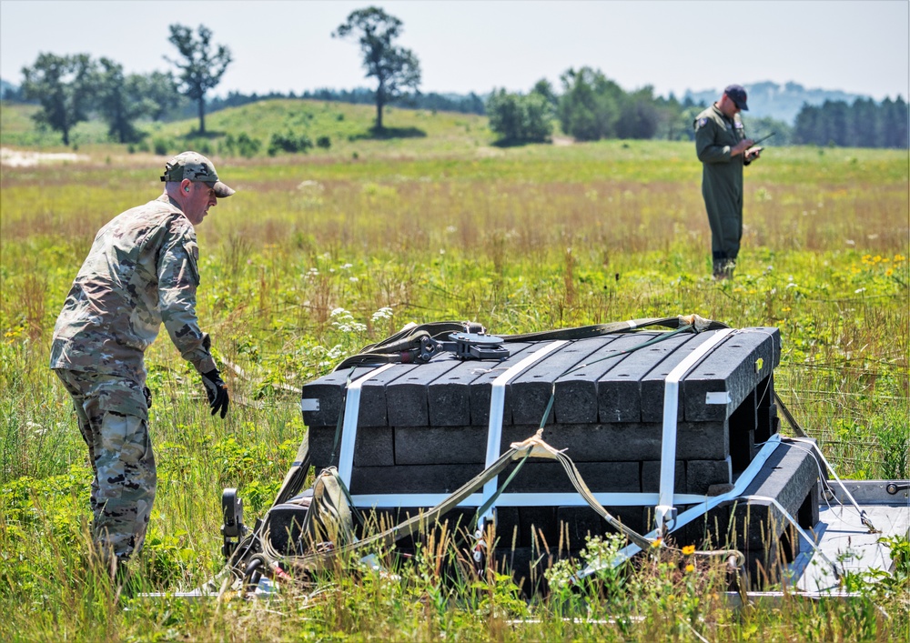 Fort McCoy hosts Air Force airdrop training ops