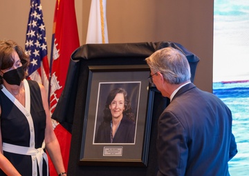 Smith inducted into the ERDC-WES Gallery of Distinguished Employees