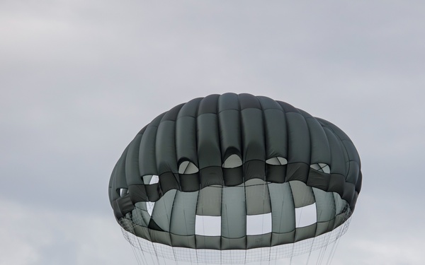 EODGRU One Conducts Parachute Ops During RIMPAC 2022 Southern California