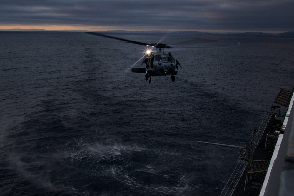 USS Portland (LPD 27) DLQ Flight Operations During RIMPAC 2022 Southern California