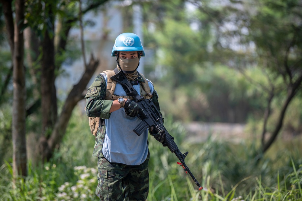 Royal Thai Army Train UN Aid Assistance