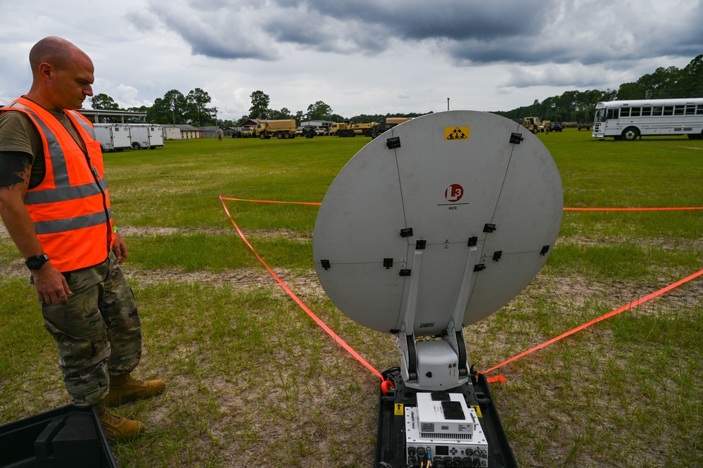 165th Communications Flight provides critical communication capabilities during domestic response exercise with Georgia National Guard