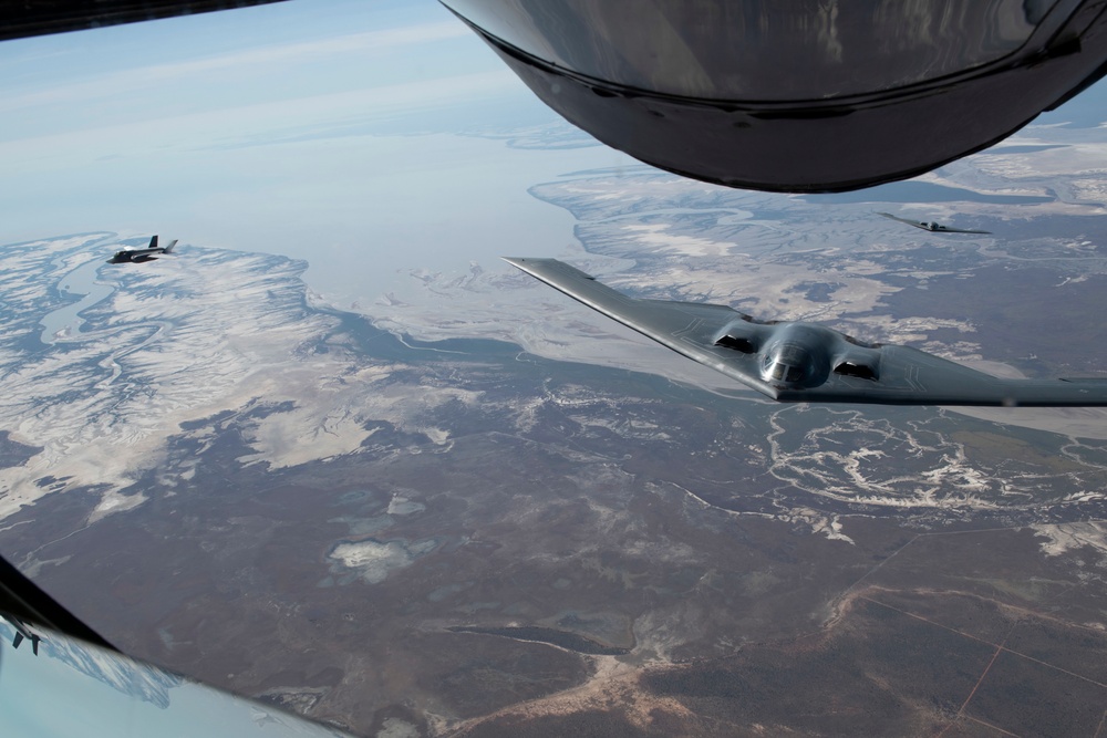 USAF, RAAF Airmen perform bilateral training in Australia