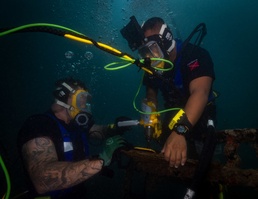 RIMPAC 2022: US, Mexico Divers train together