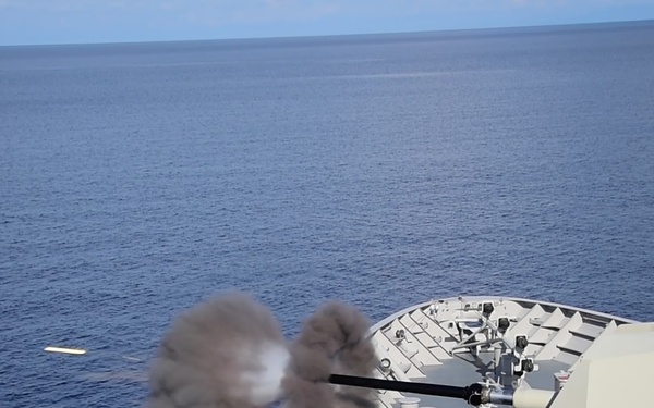 KRI I Gusti Ngurah Rai Conducts Gunnery Exercise at RIMPAC