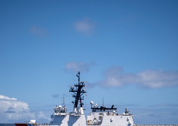 USCGC Midgett, U.S. Navy, French Navy Conduct Pursuit Training During RIMPAC 2022
