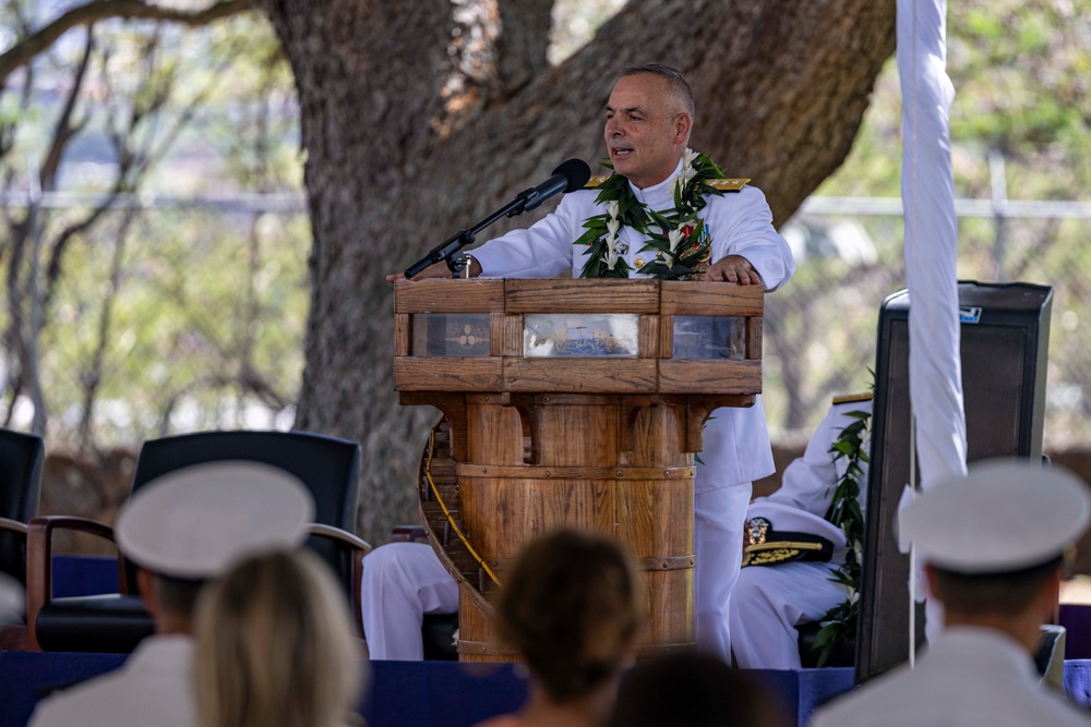 NAVFAC Pacific Holds Change of Command Ceremony