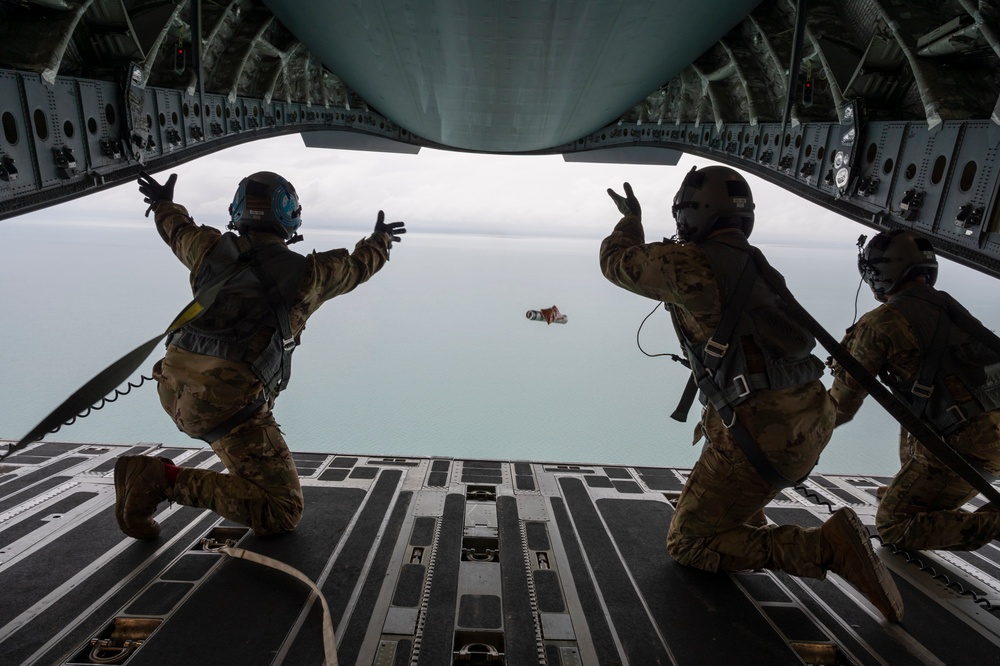 204th Airlift Squadron executes training in Alaska