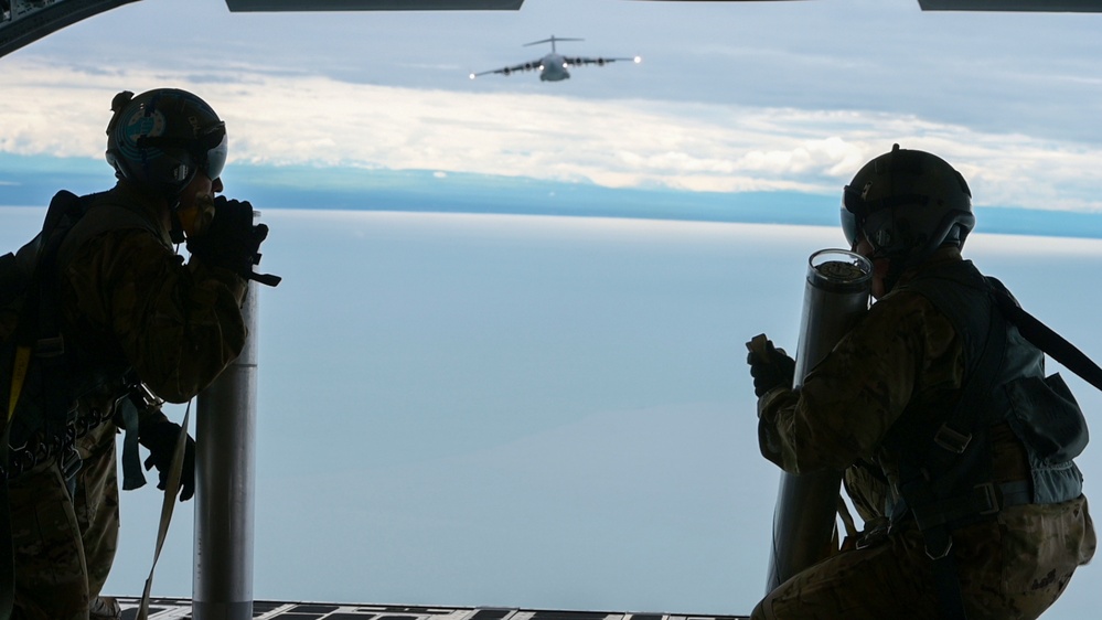 204th Airlift Squadron executes training in Alaska