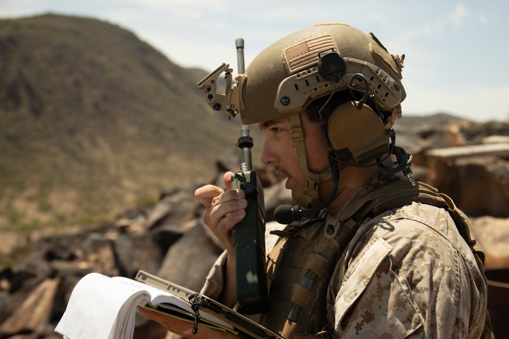 1st ANGLICO fire support Marines take aim