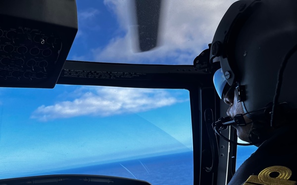 Mexican Navy's pilot flying at RIMPAC 2022