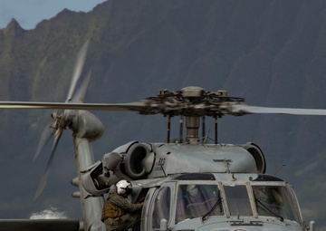 U.S. Navy Participate in SINKEX During RIMPAC 2022
