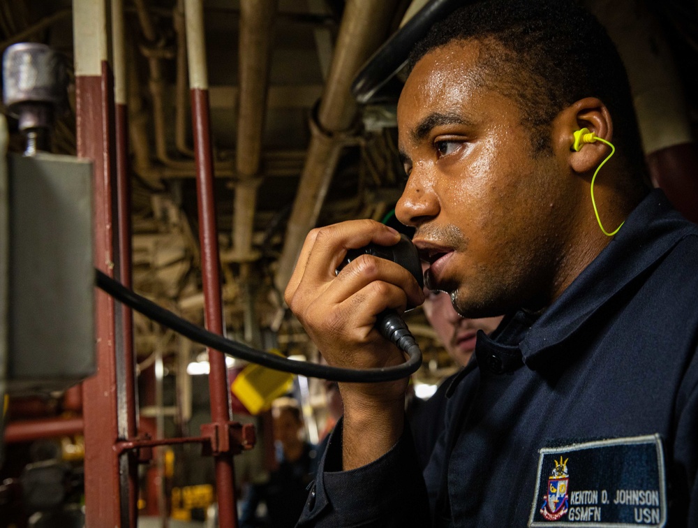 USS Chancellorsville Conducts Damage Control Training