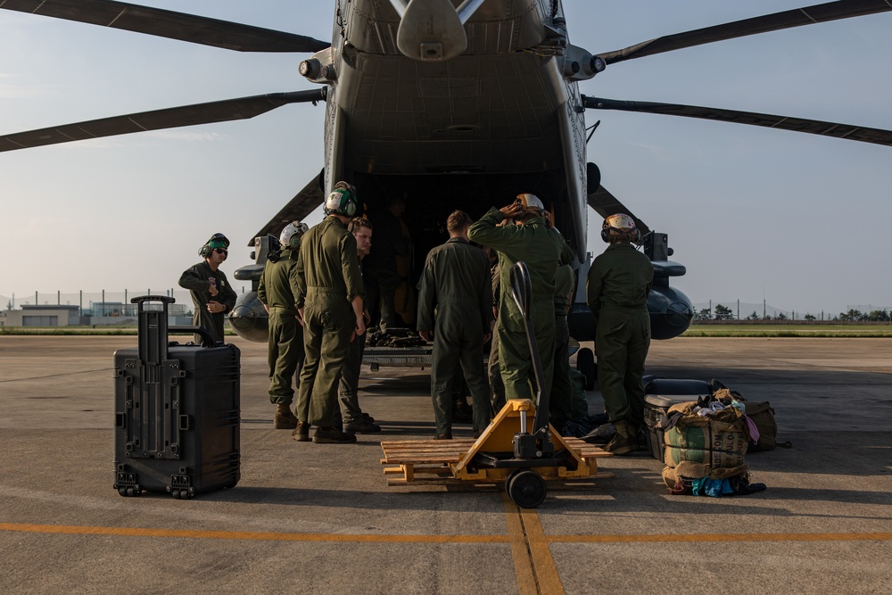 Marine Heavy Helicopter Squadron 361 arrives in South Korea for KMEP 22