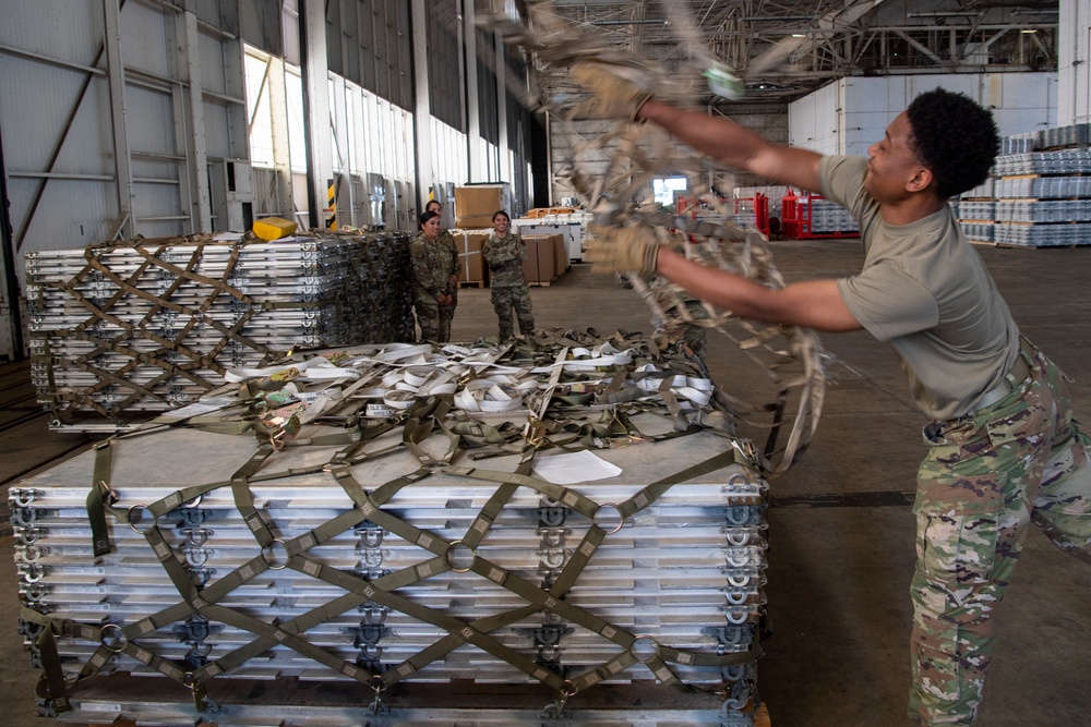 514th Aeromedical Staging Squadron Cargo and Pallet Training