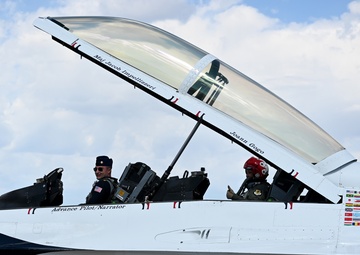 USAF Thunderbirds recognize Hometown Hero with Flight at Montana’s Military Open House “Flight Over the Falls”