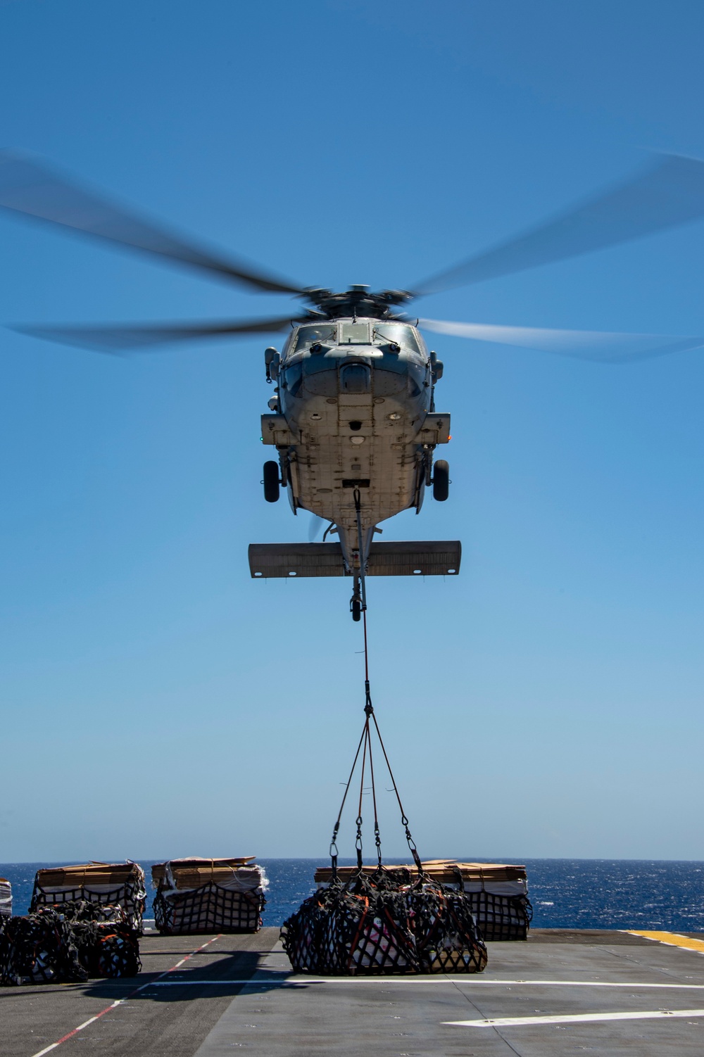 USS Essex Conducts Flight Operations During RIMPAC 2022