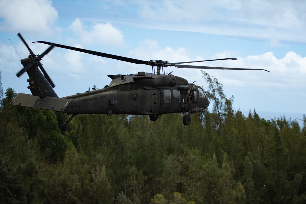 EOD Teams Arrive in Seahawk at RIMPAC 2022