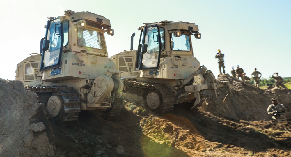 1033rd Engineer Support Company Conducts Obstacle Breeching exercise
