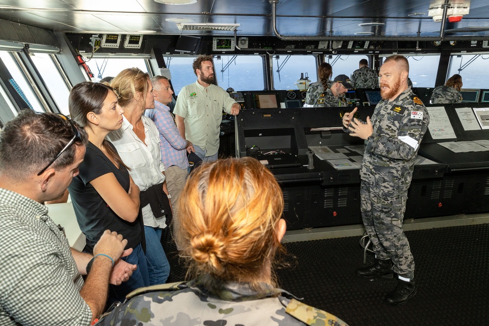 U.S. Congress members visit HMAS Canberra