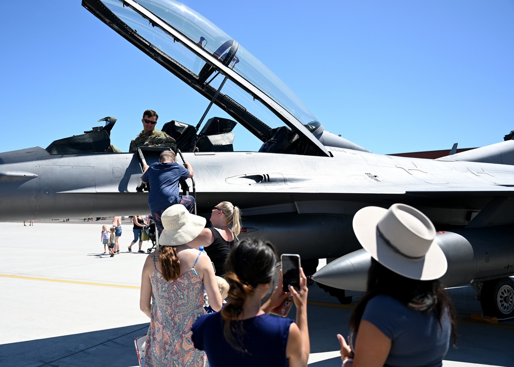 2022 Montana’s Military Open House “Flight Over the Falls”