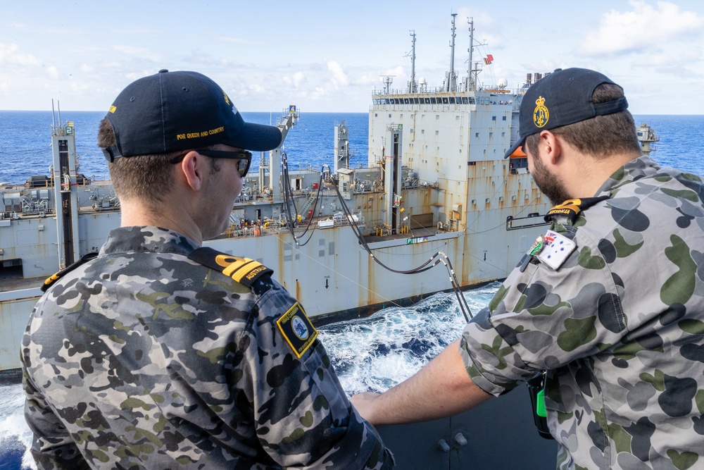 DVIDS - Images - HMAS Canberra RAS with USNS Washington Chambers RIMPAC ...