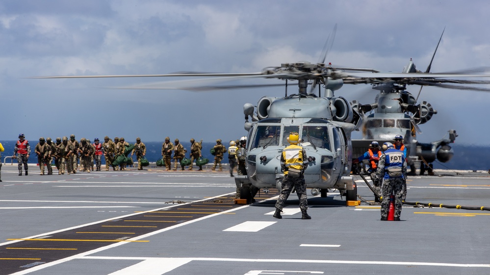 HMAS Canberra Air Ops RIMPAC 2022