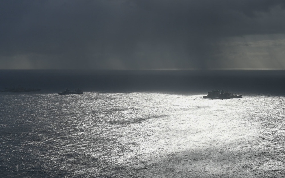 U.S. Navy, Royal Australian Navy and New Zealand Navy Sail in Formation During RIMPAC 2022