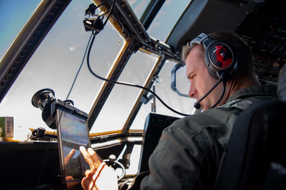 VMGR-152 Conducts Aerial Refueling with VMFA-232