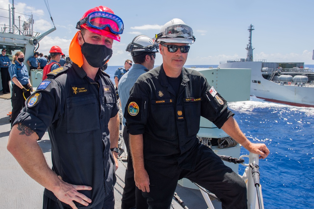 HMCS Vancouver Conducts Replenishment-at-Sea with HMNZS Aotearoa