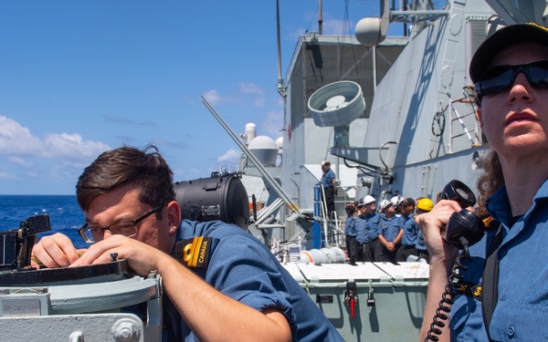 HMCS Vancouver Conducts Replenishment-at-Sea with HMNZS Aotearoa