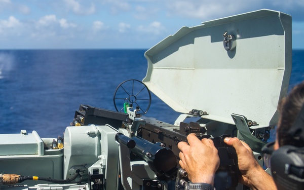 HMCS Vancouver conducts GUNEX during RIMPAC 2022