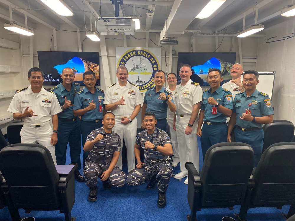 Submarine Group 7 Participates in 6th Indonesian Submarine Force Staff Talks