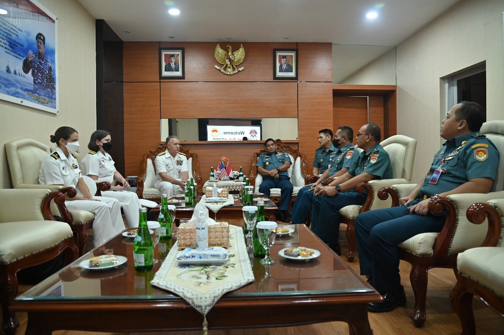 Submarine Group 7 Participates in 6th Indonesian Submarine Force Staff Talks