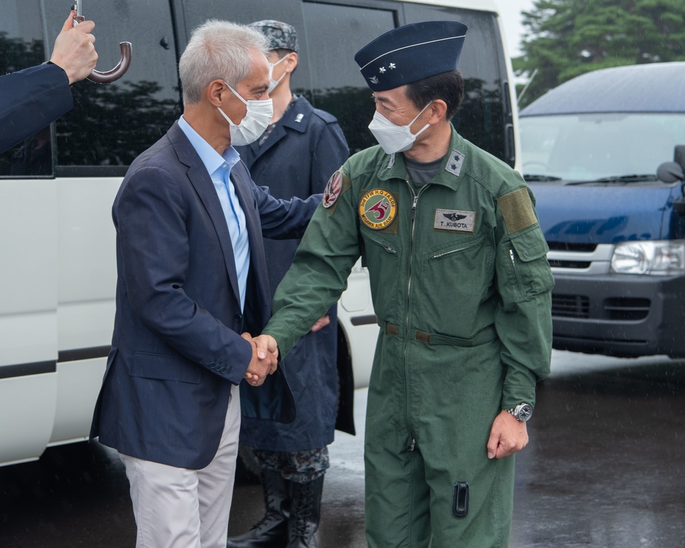 U.S. Ambassador visits Misawa