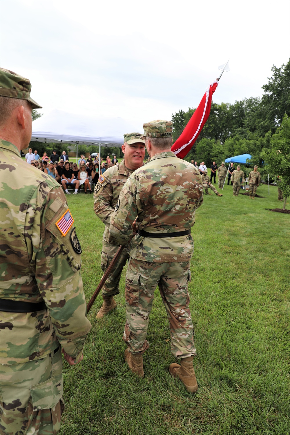 416th TEC brings traditional Change of Command ceremony to community park