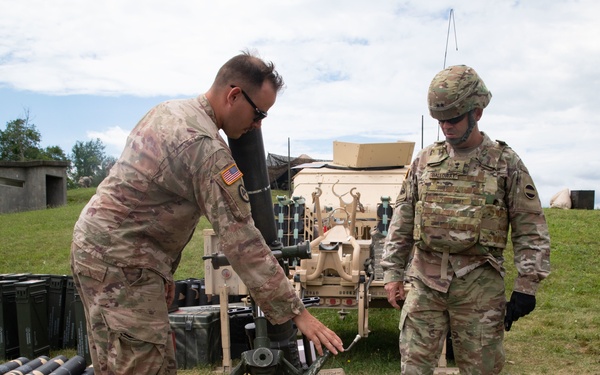 FORSCOM Deputy Commander meets with 102nd Cav Mortars