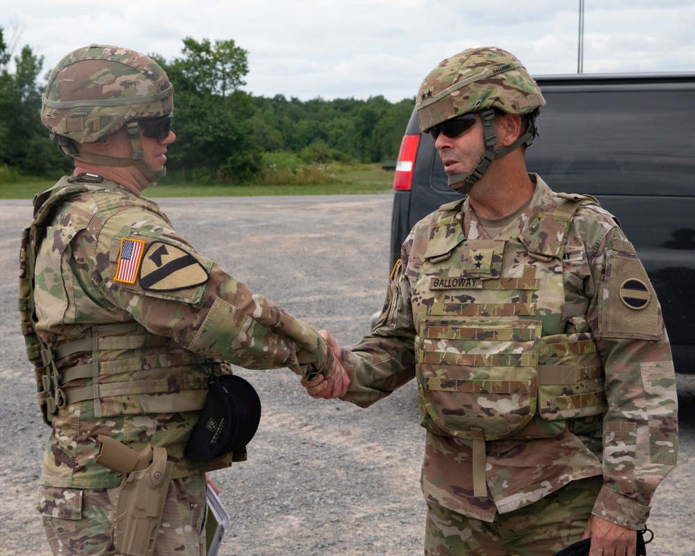 Deputy ForsCom Commander meets with the 44th IBCT Commander