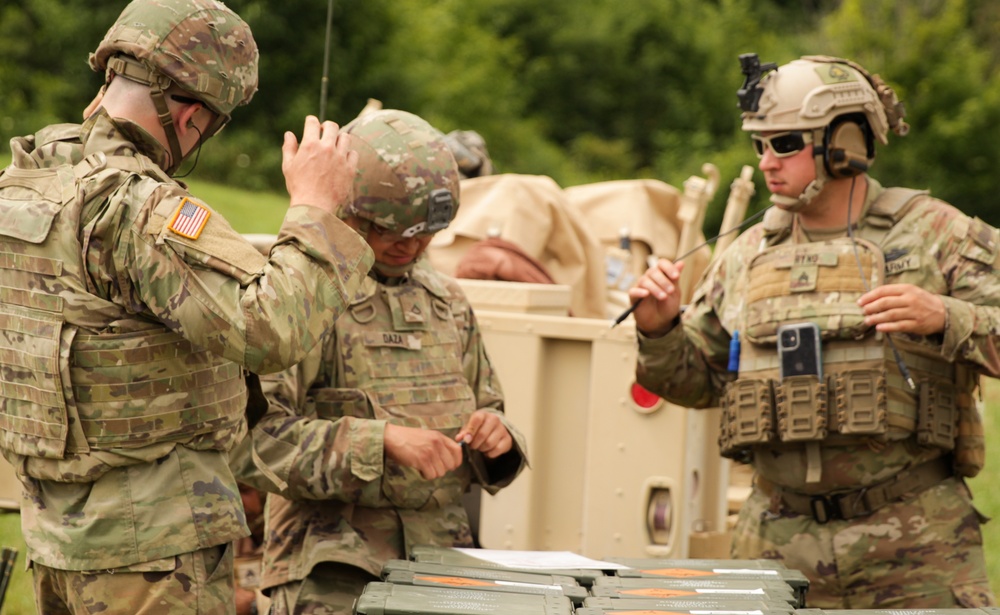 102nd Cavalry Conducts Mortar Live Fire Exercise