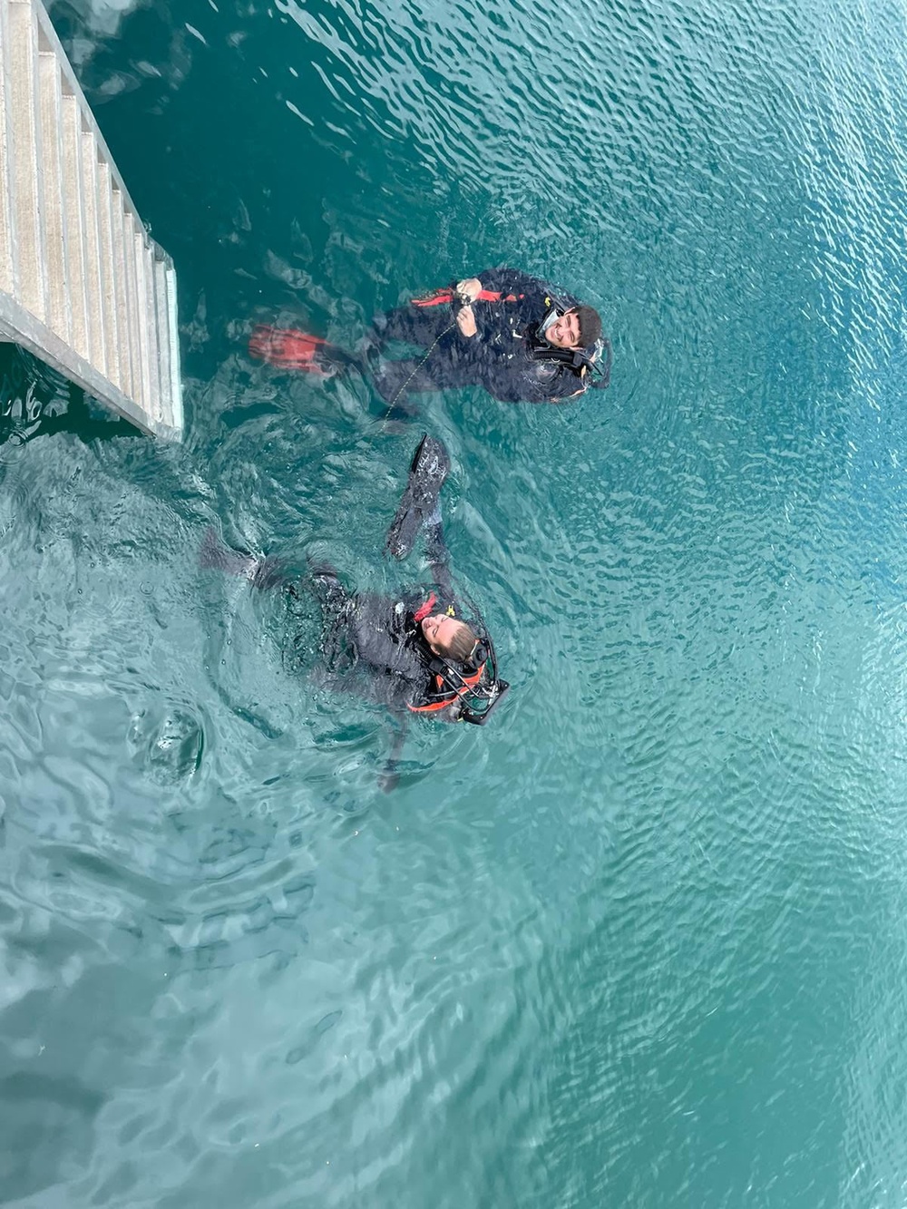 Canadian divers continue to train with U.S. peers, including making cofferdams