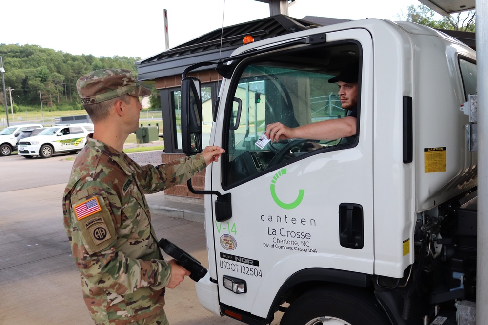 New Fort McCoy Garrison commander greets community members at gate