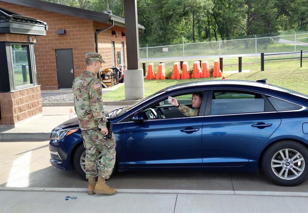 New Fort McCoy Garrison commander greets community members at gate