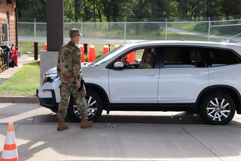 New Fort McCoy Garrison commander greets community members at gate