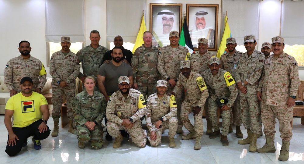 Senior Division NCOs visit with the 6th Mechanized Brigade of the Kuwait Land Force.