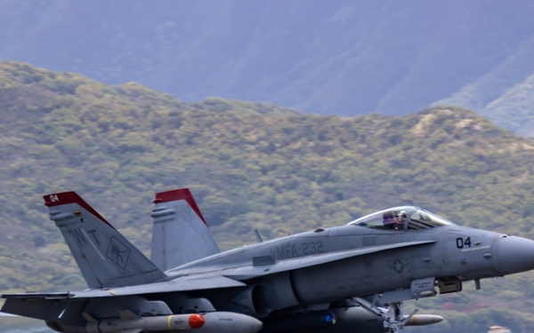 U.S. Marine Corps F/A-18s Help Sink Decommissioned ex USS Denver