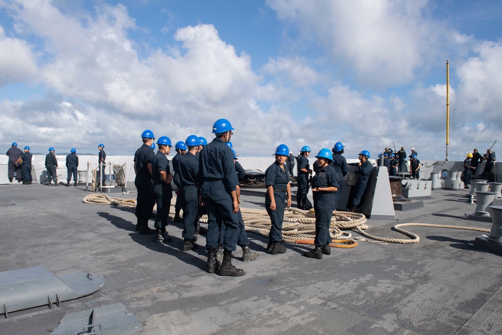 USS New Orleans Pulls into Okinawa July 22, 2022