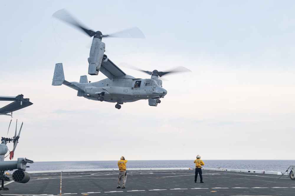 USS New Orleans Flight Ops July 25, 2022