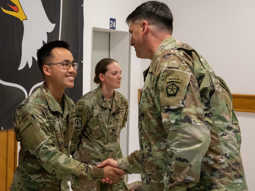 V Corps DCG visits U.S. Soldiers in Romania