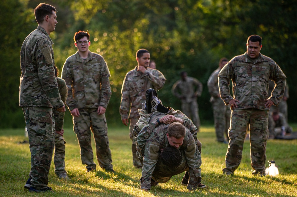 Visual Information Soldiers Conduct Combatives Training